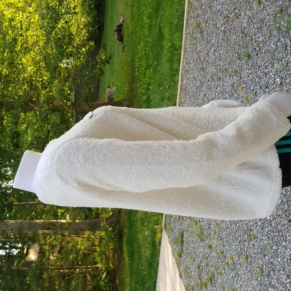 FRIENDS SLEEPWEAR - Picture 3 of 10